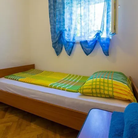 Ferienhaus Fuer 5 Personen Ca 65 Qm In Crikvenica, Kvarner Bucht Und Umgebung Casa vacanze *